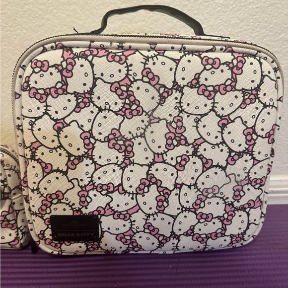 Hello Kitty Handbags - Hello Kitty Pink and White Cosmetic Bag
